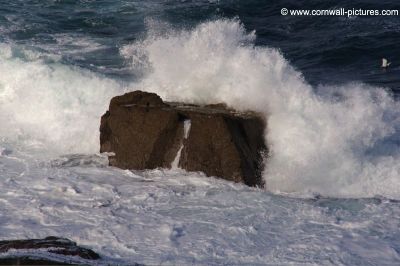 Wave breaking, Portheras Cove