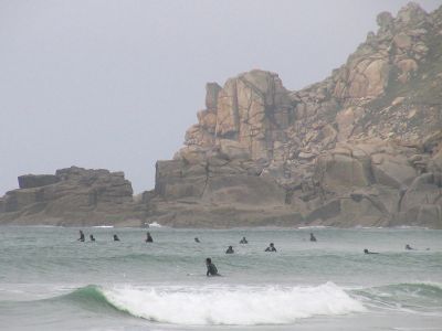 Too many surfers...