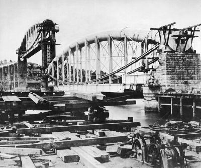 Tamar Rail Bridge Construction
