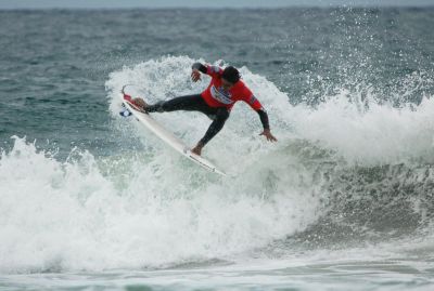 Bustin Some Tail - Rip Curl Boardmasters 2005