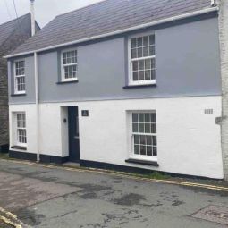 Beautiful Cottage in Central St Columb Major