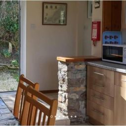 Thyme cottage with hot tub hire and parking Padstow Cornwall SATURDAY CHANGE 7 DAY STAYS ONLY