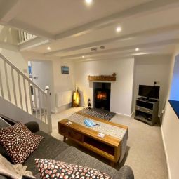 One Bedroom Cottage by Truabode Holiday Lets & Short Lets Perranporth With Parking & Wifi - Robin Cottage