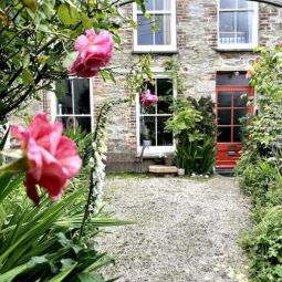 Enchanted Rose Garden House