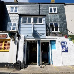 Beautiful 3 bedroom cottage in the heart of Looe