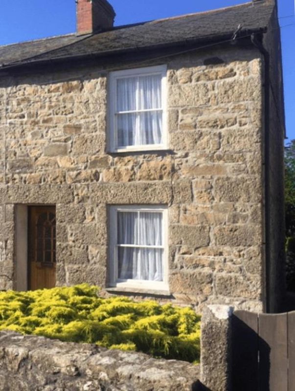 3 bedroom Grade II Listed Holiday Cottage