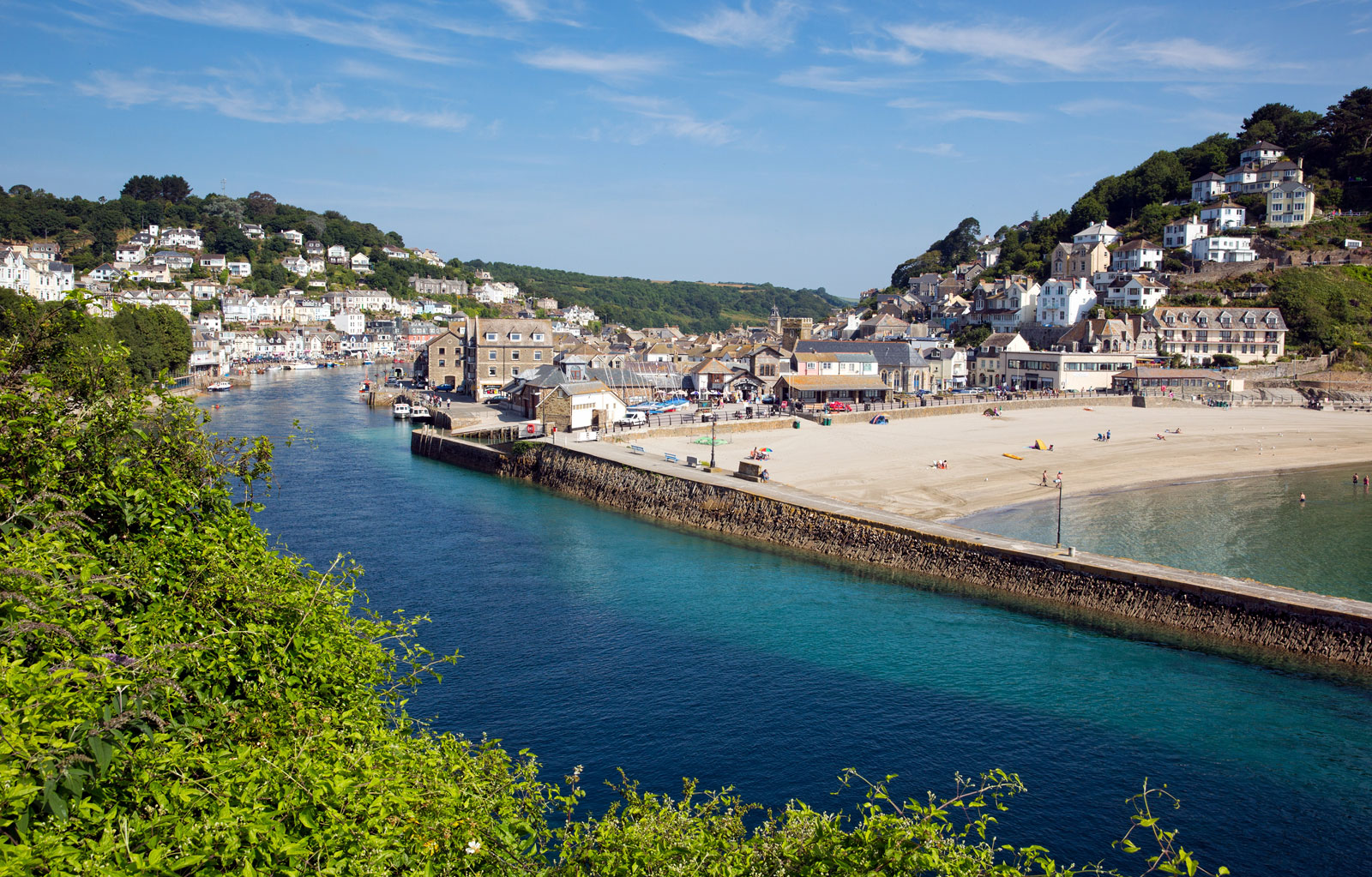 Looe Independent Local Travel Info Cornwall Guide